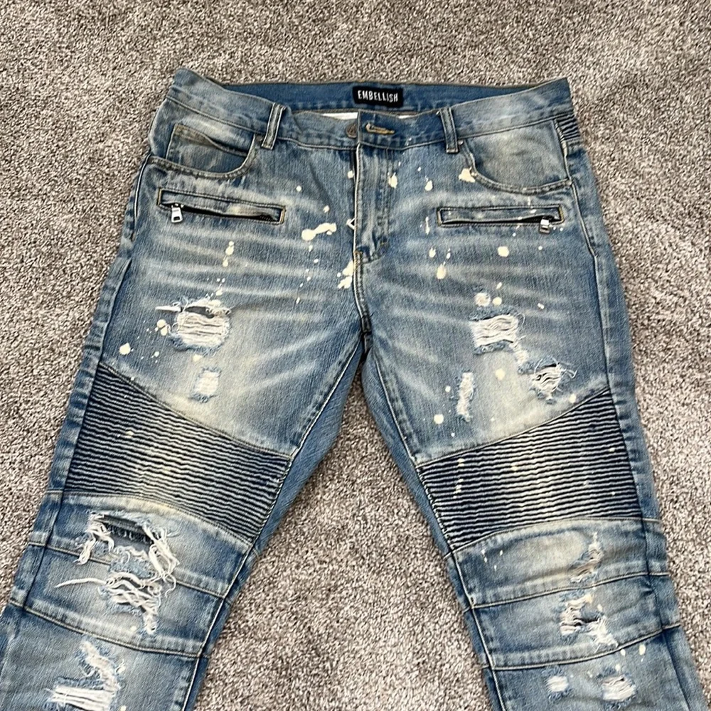 Men Jeans - Picture 3 of 6